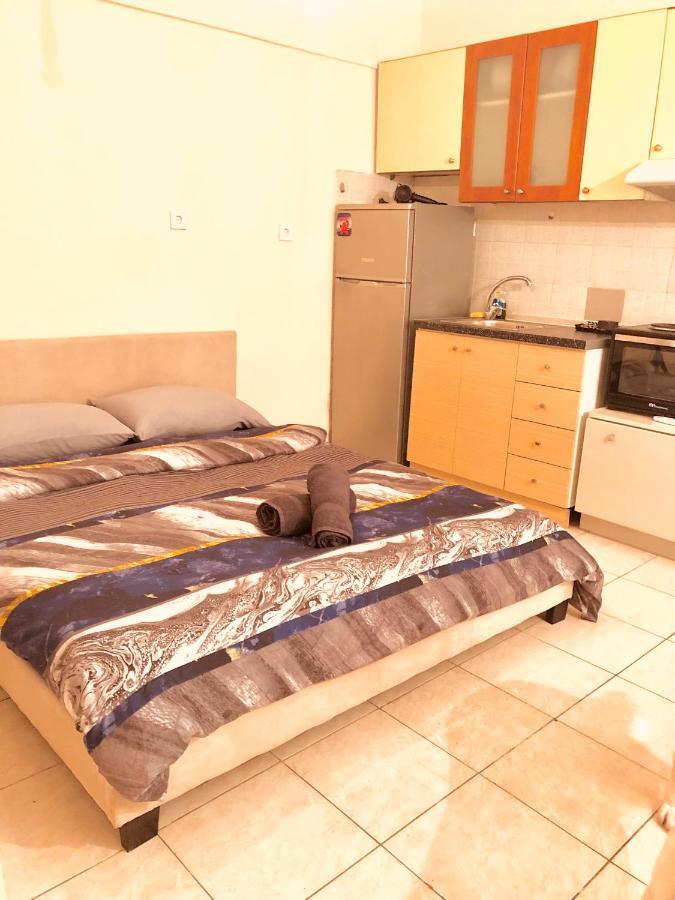 Norma Central Studios & Apartments Tesalonika Bagian luar foto